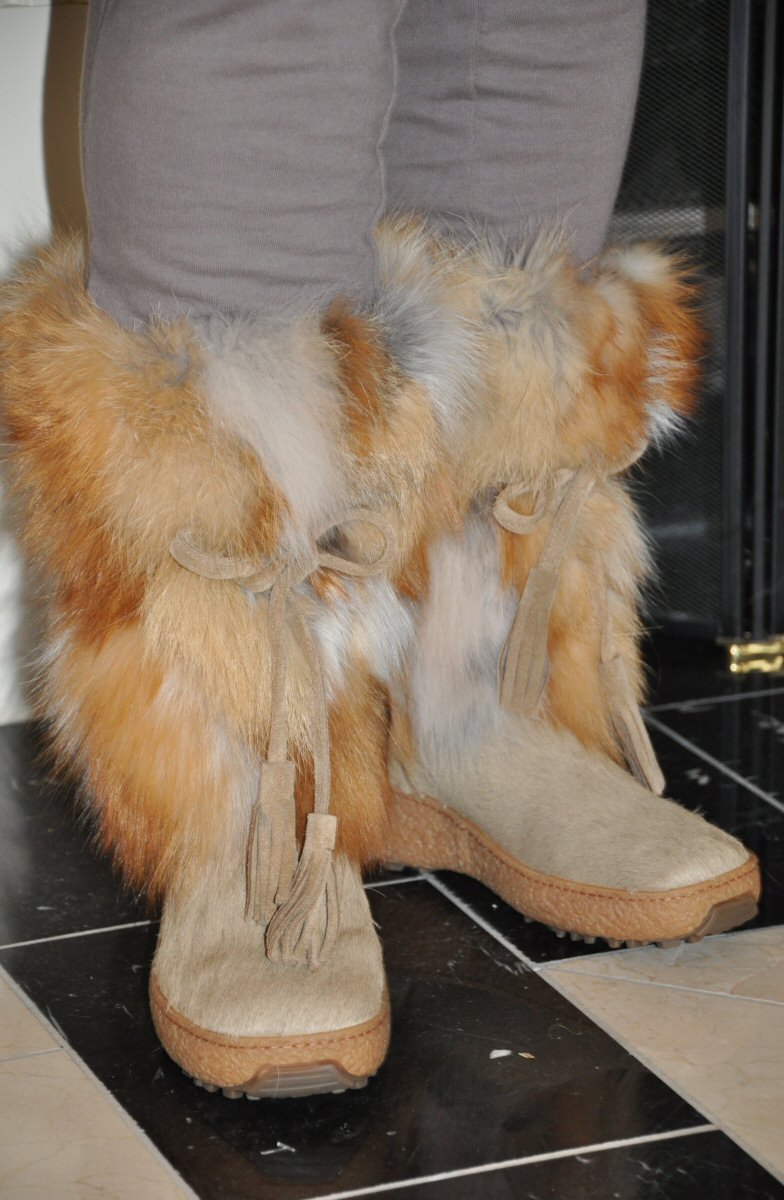 Pajar fox sale trot fur boots